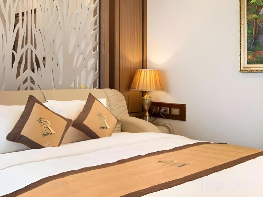 Royal Palace Hotel Tuyen Quang Екстериор снимка