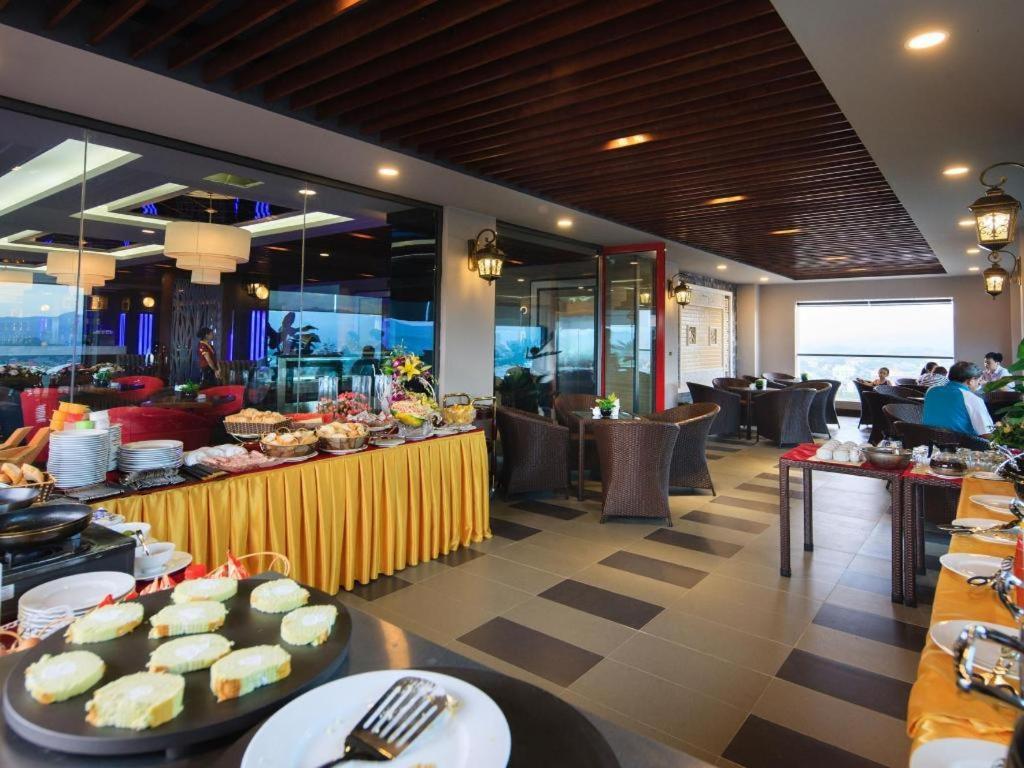 Royal Palace Hotel Tuyen Quang Екстериор снимка