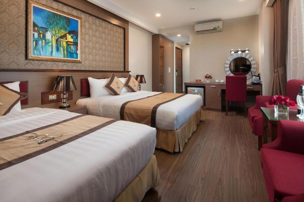 Royal Palace Hotel Tuyen Quang Екстериор снимка